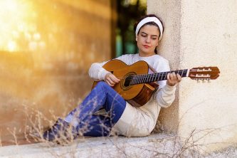 Play therapy with a guitar